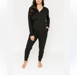 Smash + Tess The Jilly Jogger Long Sleeve Hooded Romper in Black Sz XS
